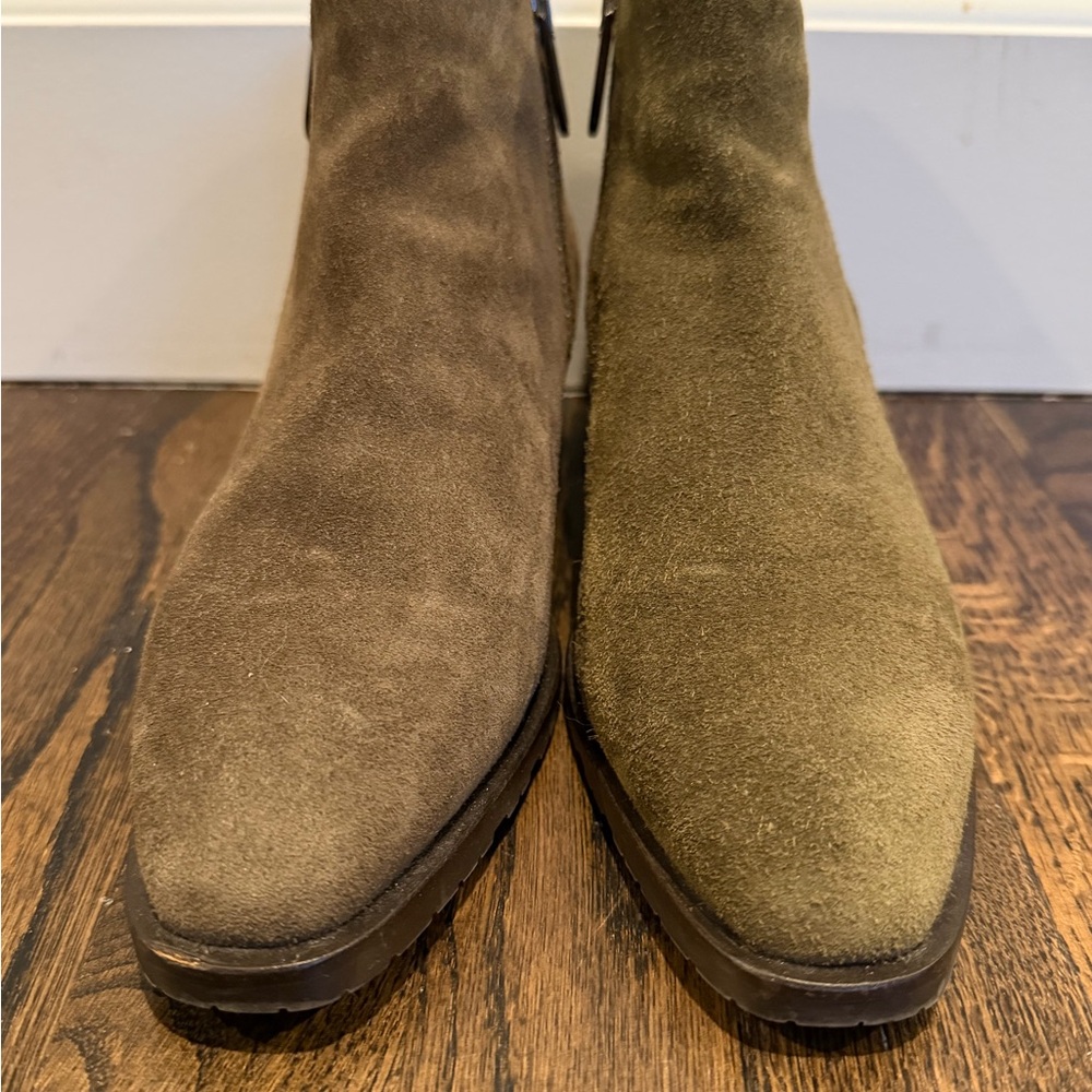 AQUATALIA Suede Ankle Boots Olive Green Double Zipper Size 8